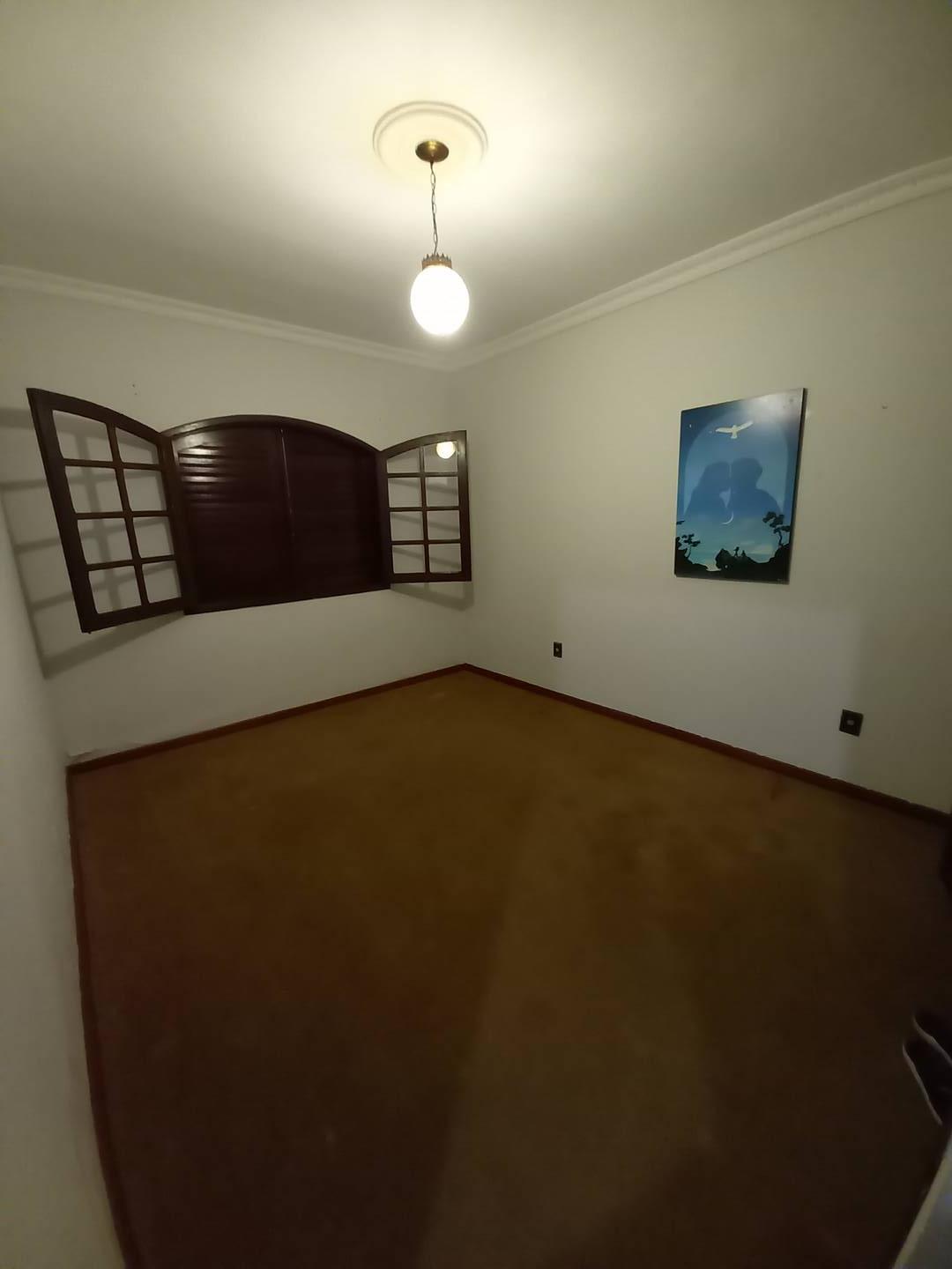 Casa à venda com 3 quartos, 18000m² - Foto 8