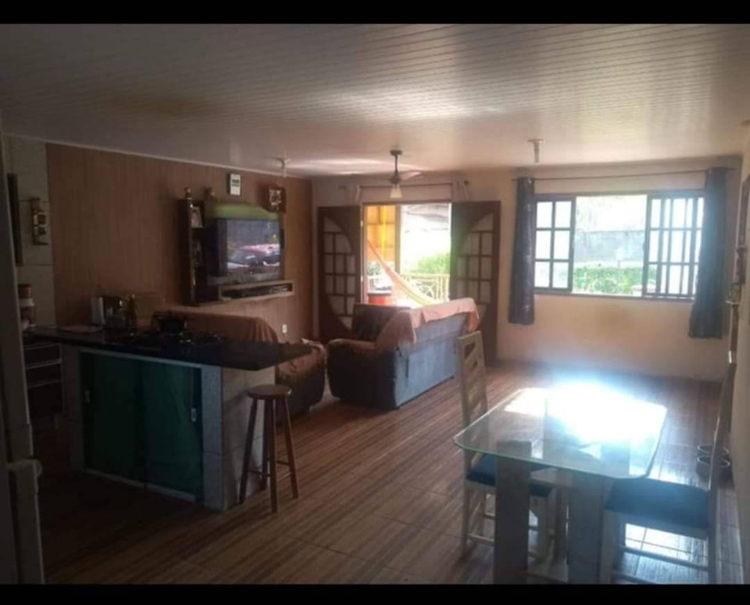 Casa à venda com 3 quartos, 1600m² - Foto 3