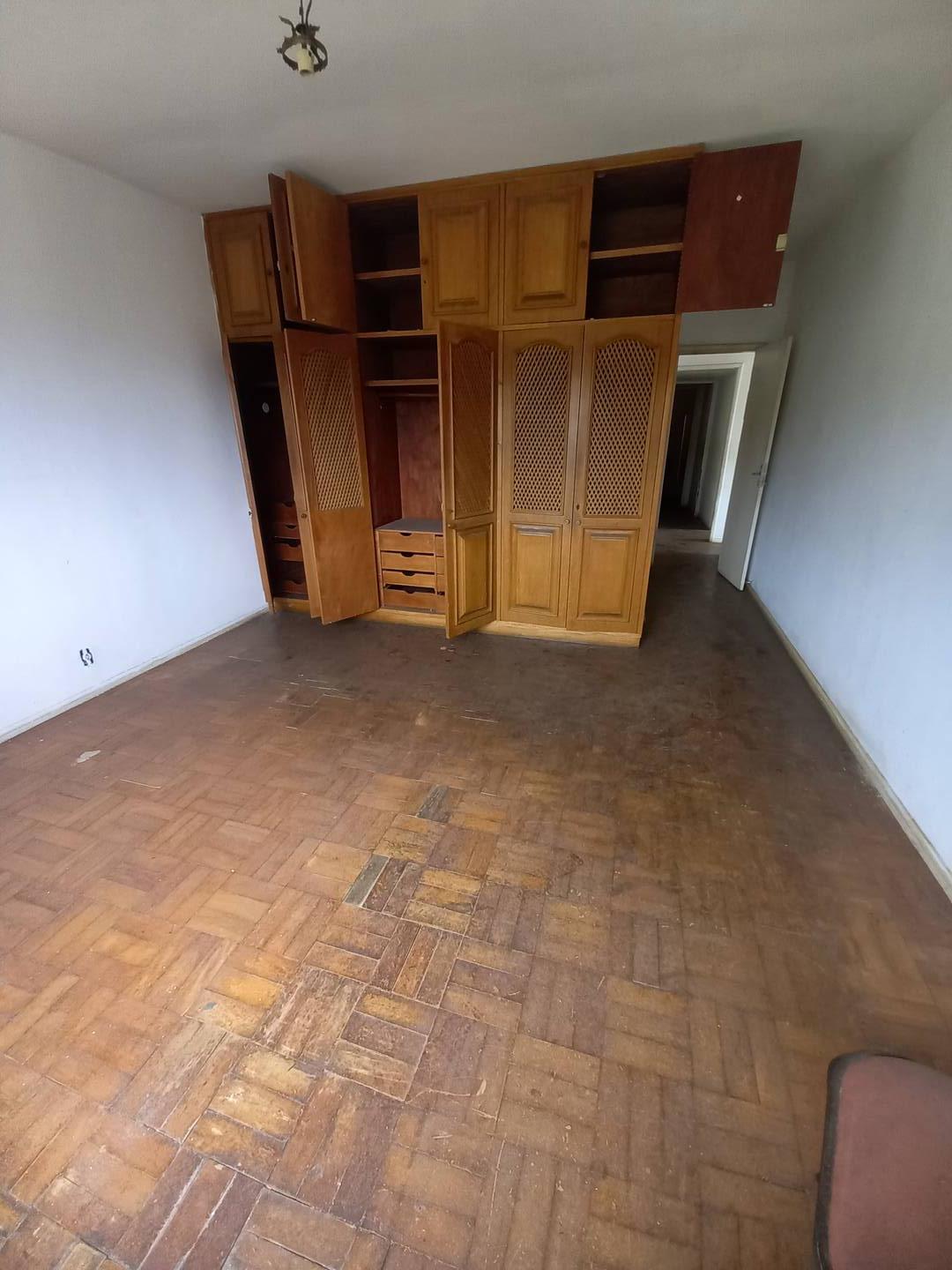 Casa à venda com 4 quartos, 2000m² - Foto 9