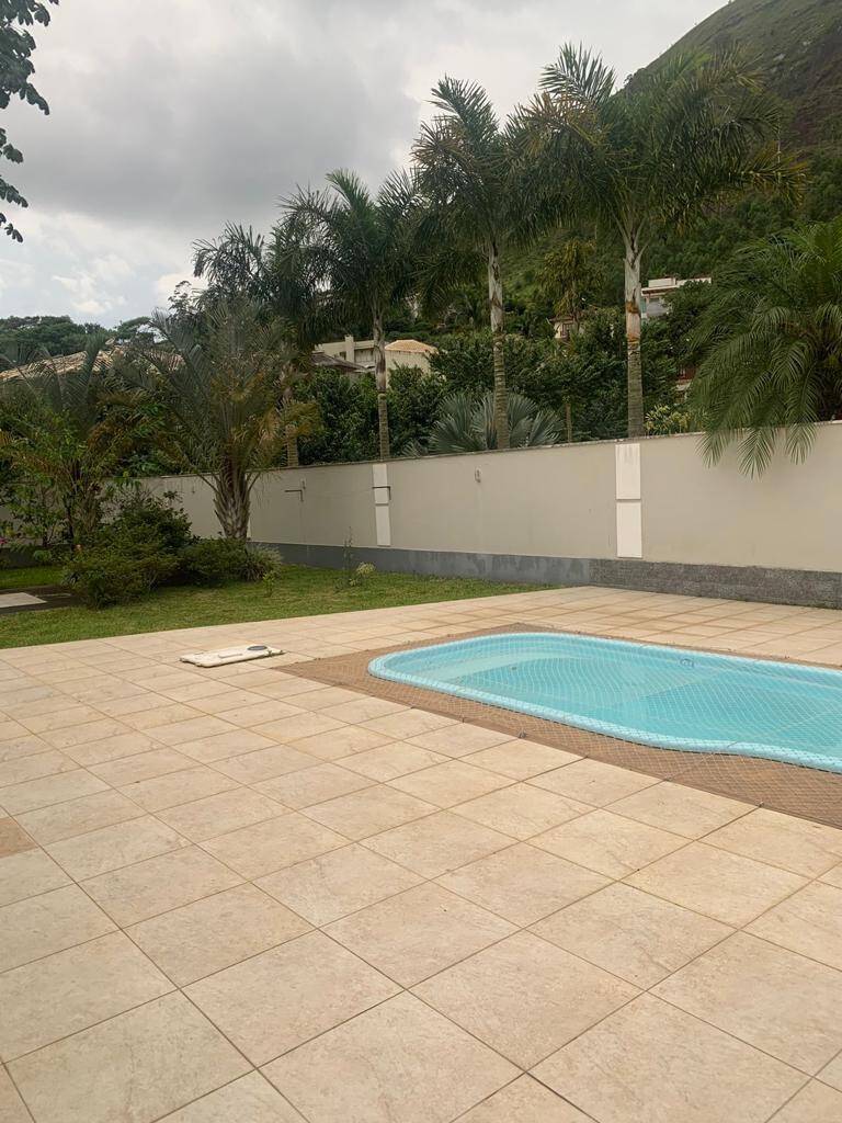 Casa à venda com 5 quartos, 388002m² - Foto 9