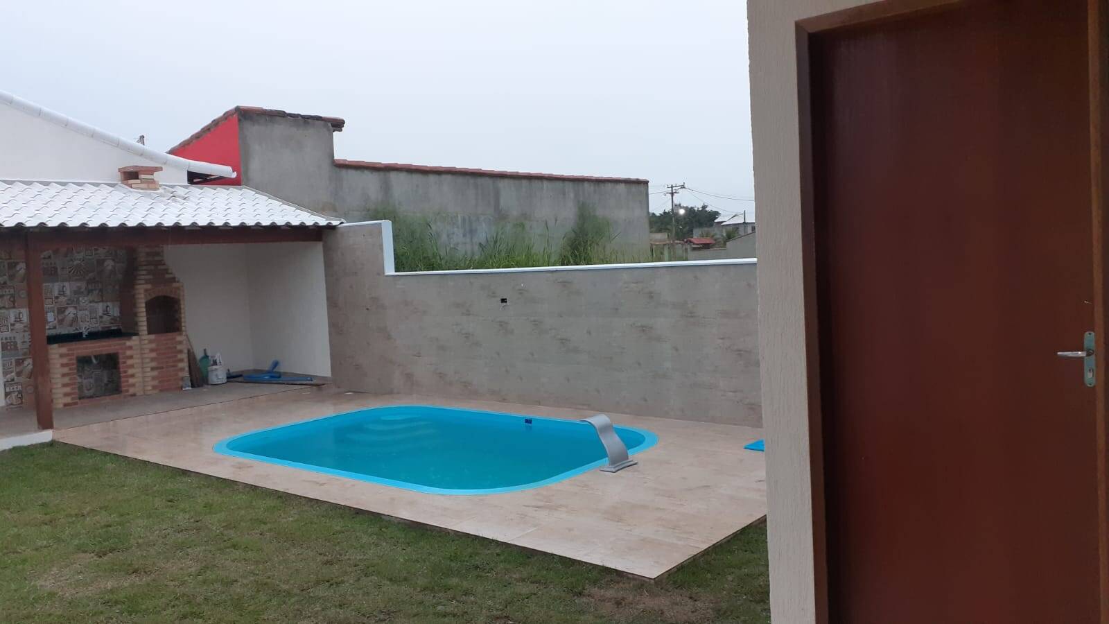 Casa à venda com 3 quartos, 420m² - Foto 1