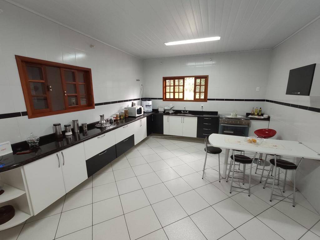 Casa à venda com 4 quartos, 360002m² - Foto 5