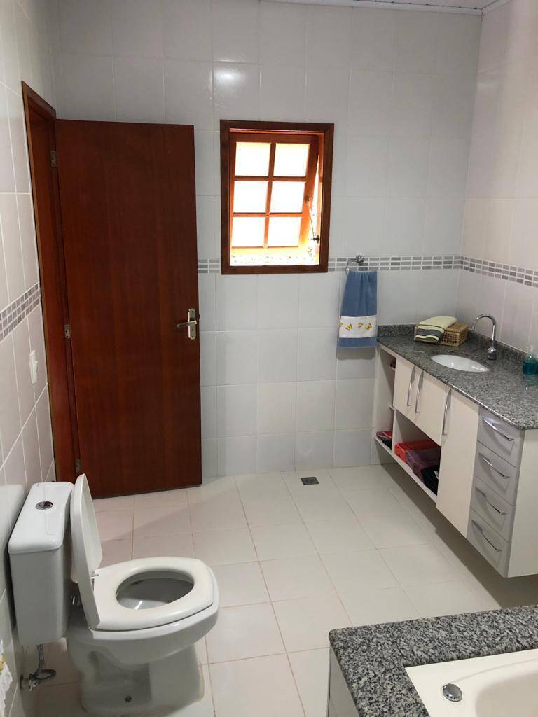 Casa à venda com 4 quartos, 360002m² - Foto 21